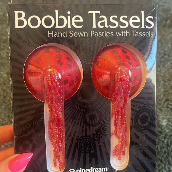 Boobie tassels - Picture 2 of 4